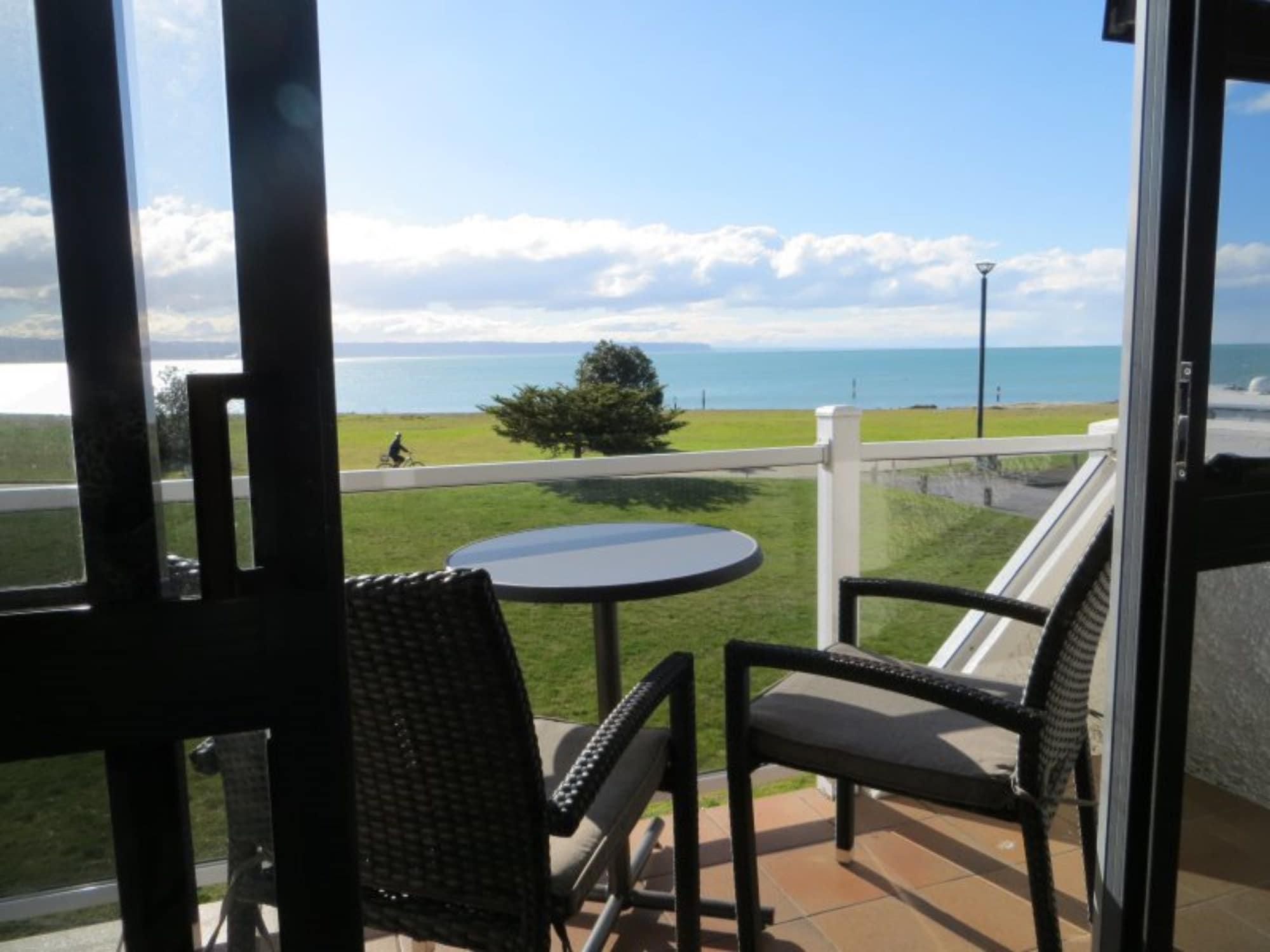 Harbour View Motel On Ahuriri Beach In Napier Nz With Sea View Suites Eksteriør bilde