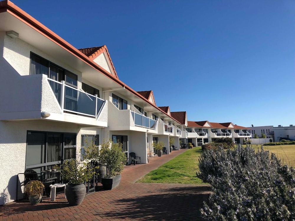 Harbour View Motel On Ahuriri Beach In Napier Nz With Sea View Suites Eksteriør bilde