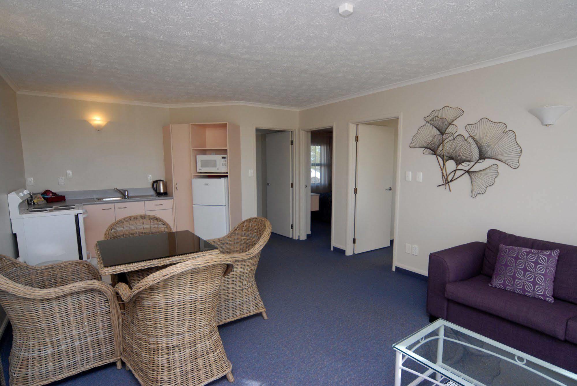 Harbour View Motel On Ahuriri Beach In Napier Nz With Sea View Suites Eksteriør bilde